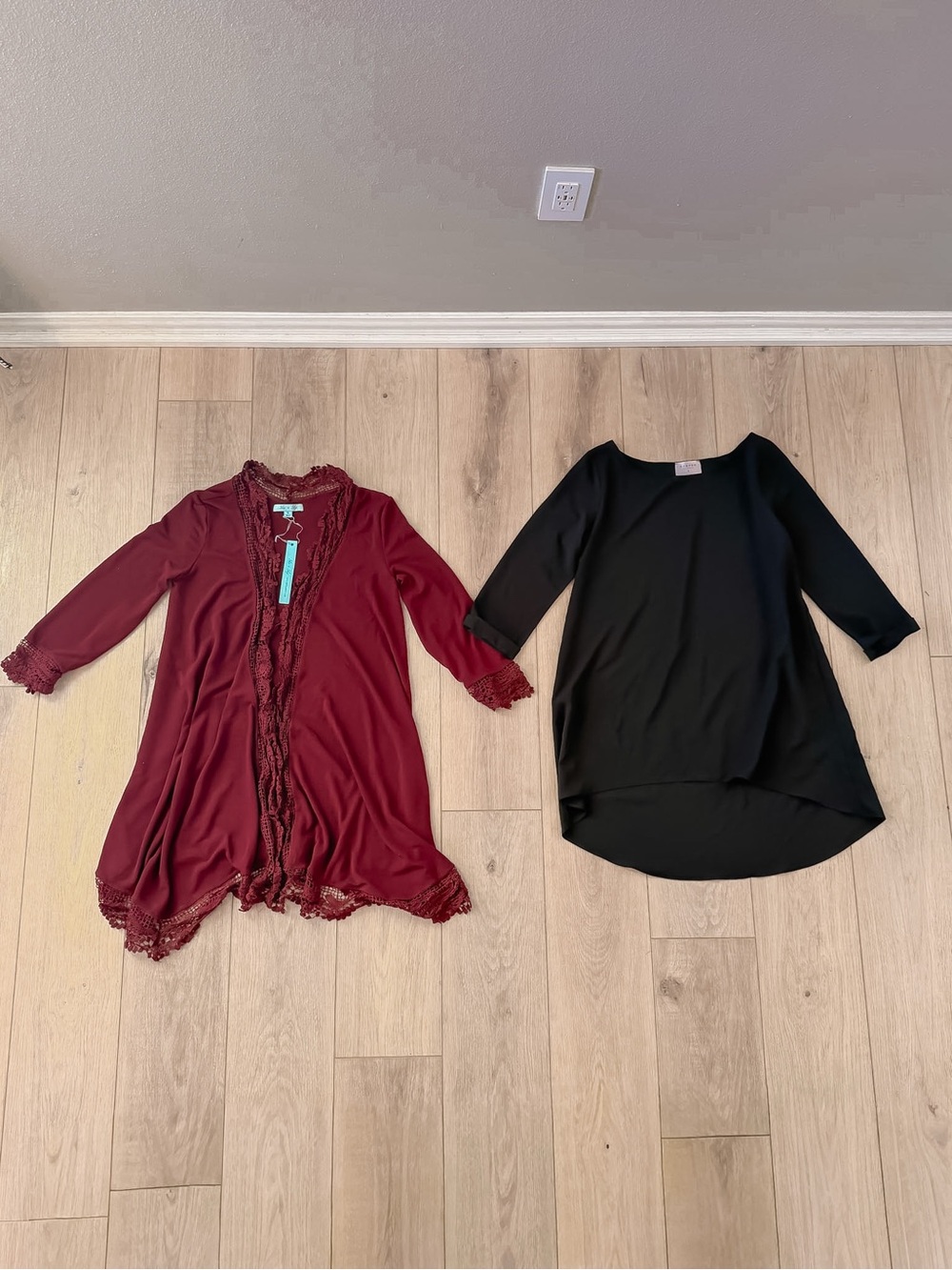 WOMENS TRENDY AND STYLISH BOUTIQUE FALL WINTER CAPSULE OUTFIT BUNDLE SIZE SMALL - Picture 5 of 5
